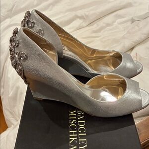 Badgley Mischka Silver Crystal-Embellished Peep-Toe Wedges